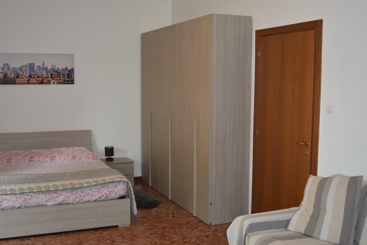 Lo Scoiattolo Bed and Breakfast Verona Exteriör bild
