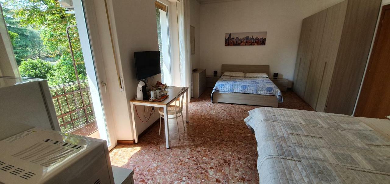 Lo Scoiattolo Bed and Breakfast Verona Exteriör bild